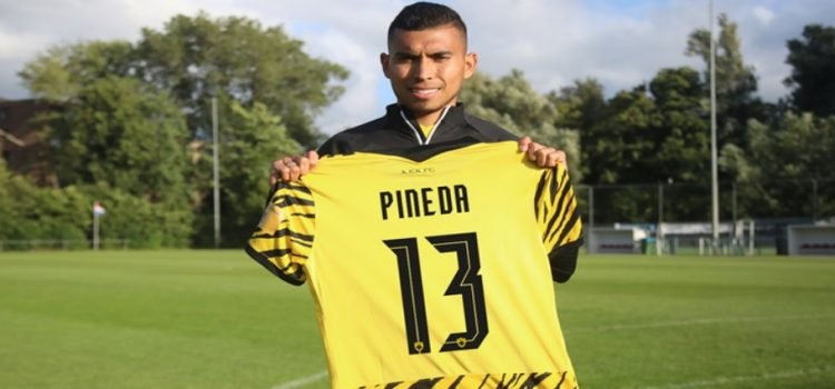 Presentan a Orbelin Pineda en Grecia Presentan a Orbelin Pineda en Grecia