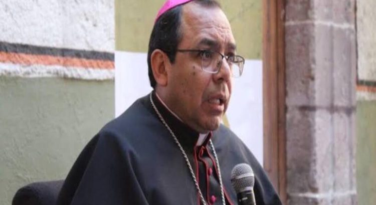 Obispo de Aguascalientes llama a protestar contra la distribución de los nuevos libros de texto