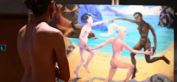 Museo inaugura exposición a la que hay que acudir desnudos