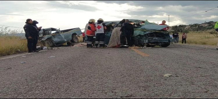 Accidente en la carretera Ojuelos -Aguascalientes deja seis fallecidos y cuatro lesionados