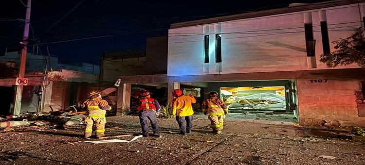 Explosión en fraccionamiento de Aguascalientes causa severos daños a viviendas y comercios