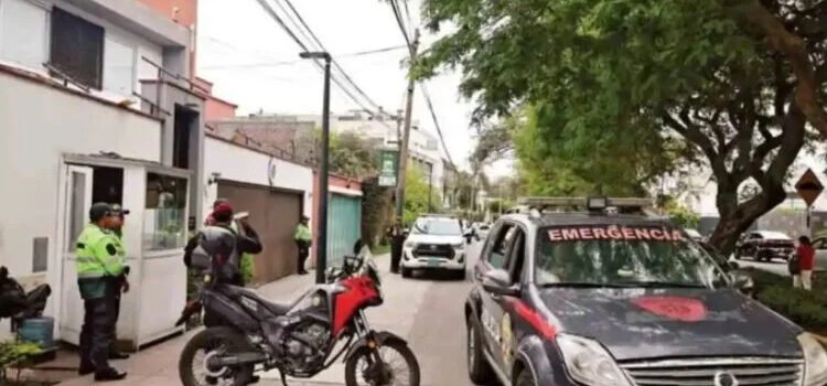 Evalúa Perú ingresar a la embajada de México Evalúa Perú ingresar a la embajada de México