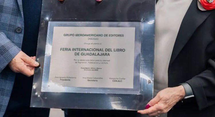 Reconocen a la FIL Guadalajara por su compromiso con la libertad de expresión Reconocen a la FIL Guadalajara por su compromiso con la libertad de expresión