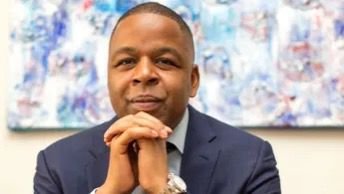 Charles Moore presenta en México un proyecto editorial que mapea nuevas rutas del arte contemporáneo